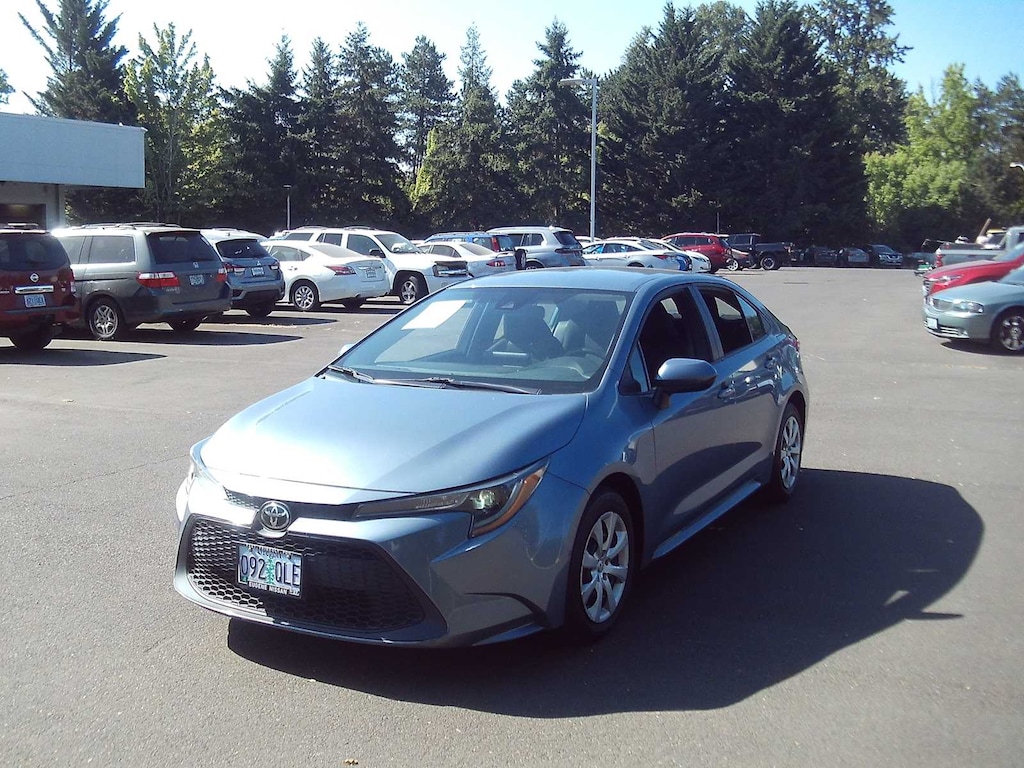 Used 2021 Toyota Corolla LE Sedan