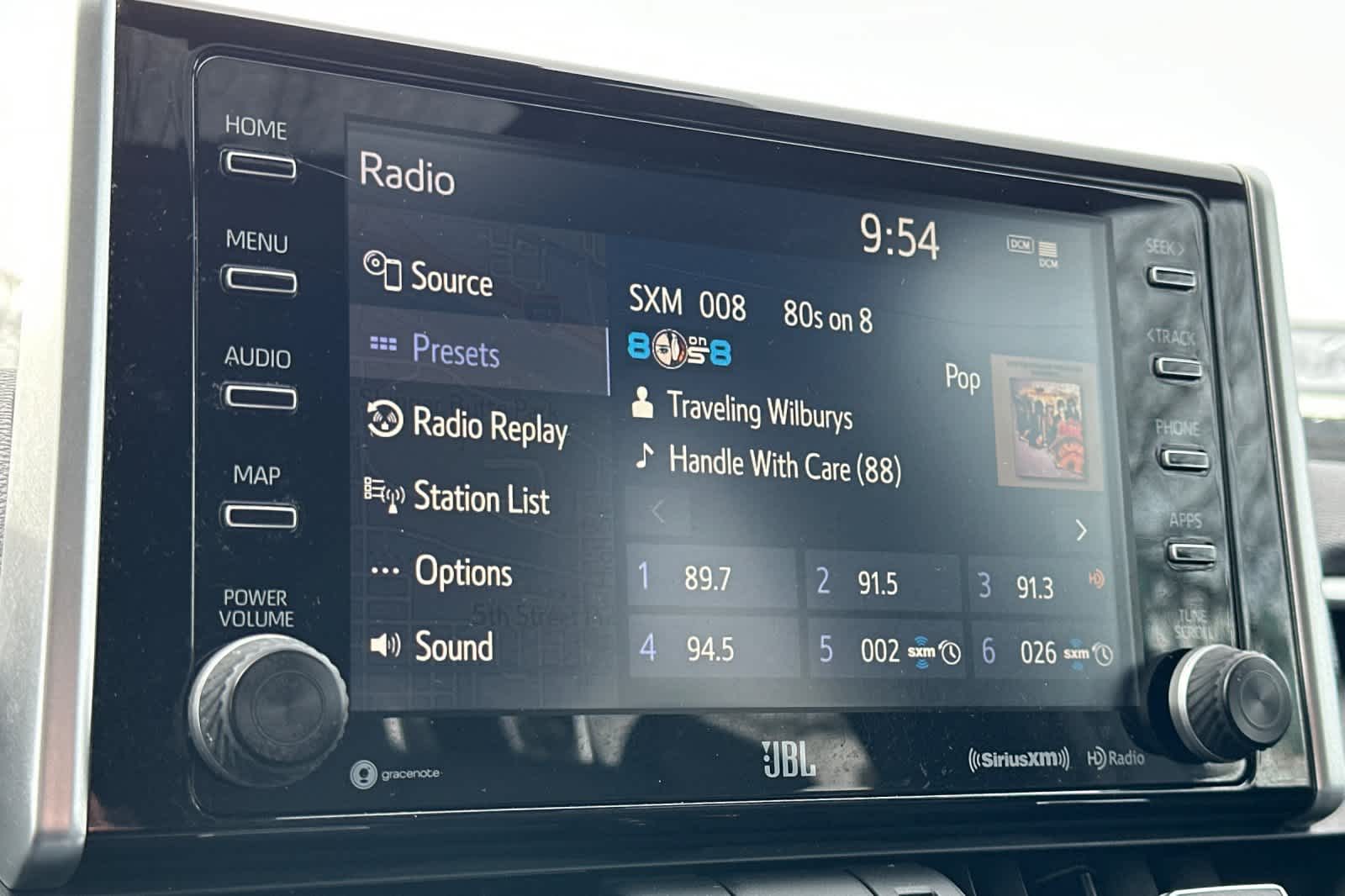 Thumbnail: 2021 Toyota RAV4 - 18