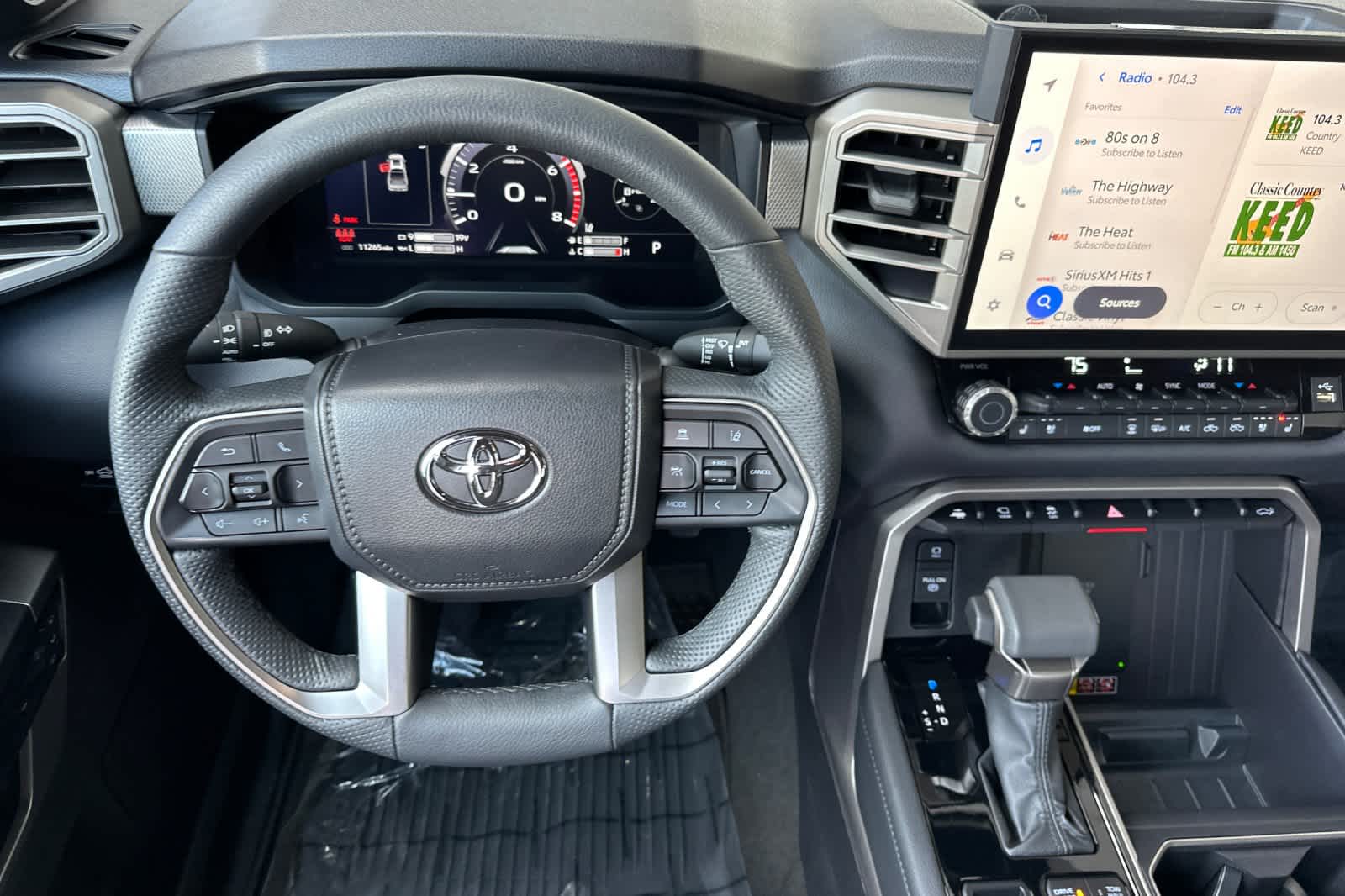 Thumbnail: 2025 Toyota Tundra - 14