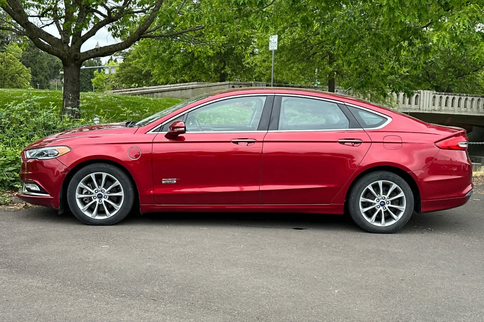 Thumbnail: 2017 Ford Fusion - 5