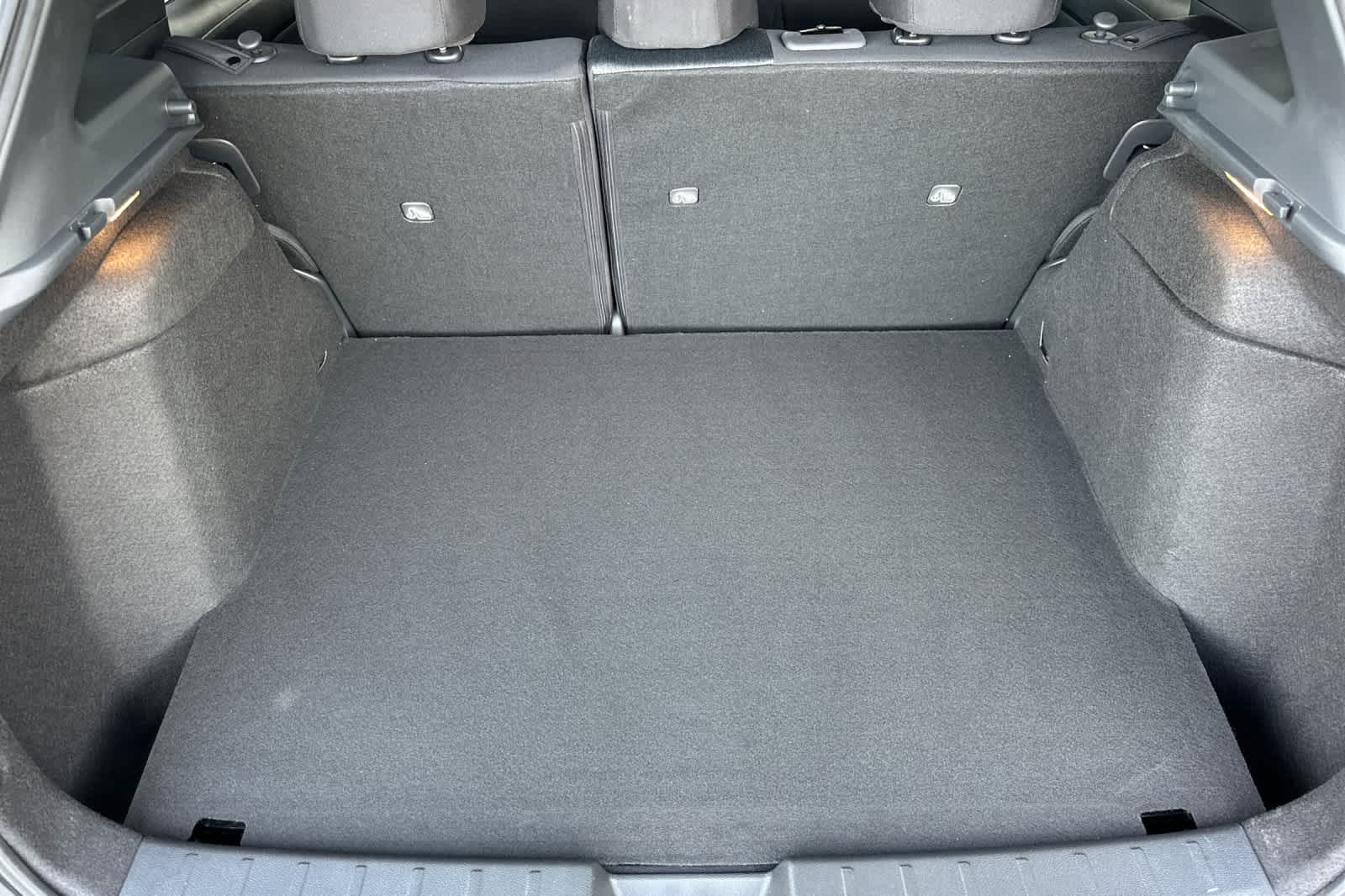 Thumbnail: 2026 Nissan Kicks - 15