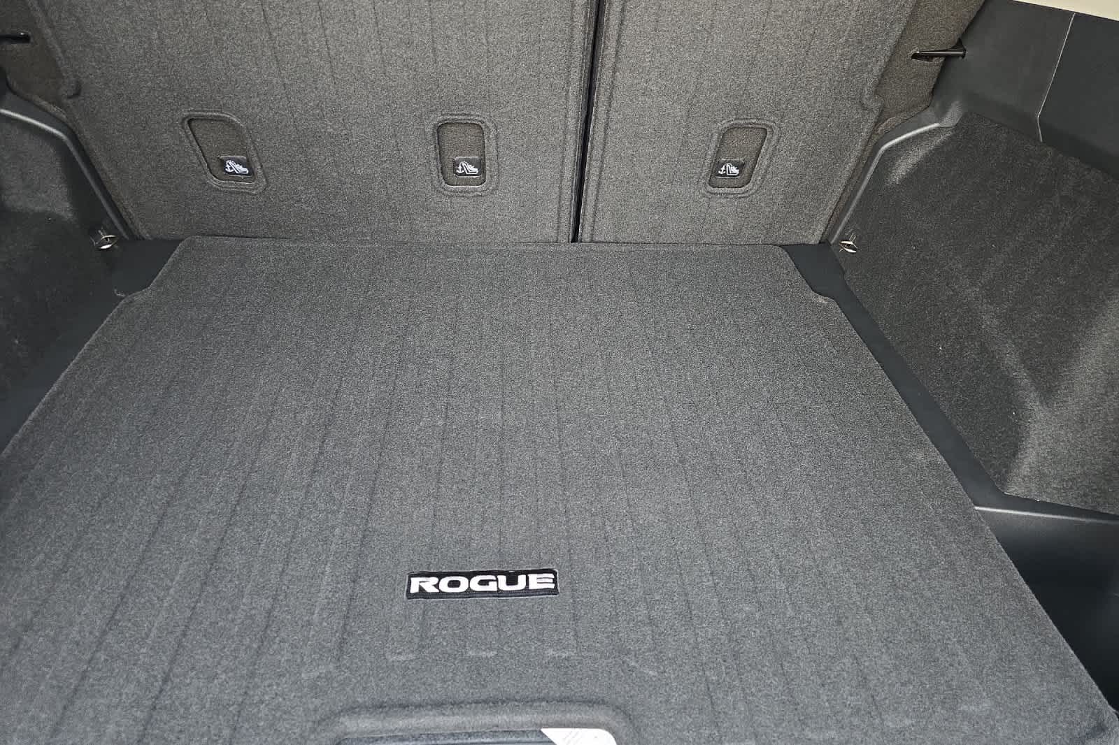 Thumbnail: 2026 Nissan Rogue - 15