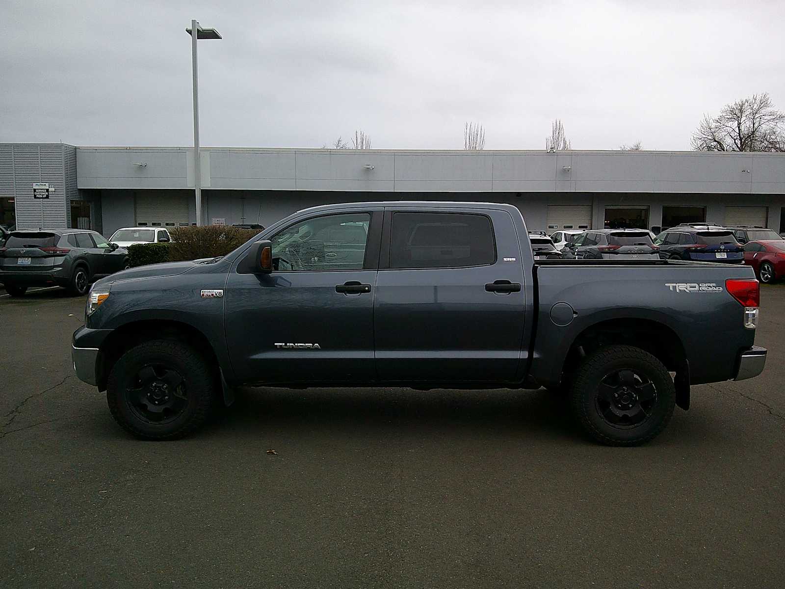 Thumbnail: 2010 Toyota Tundra - 2