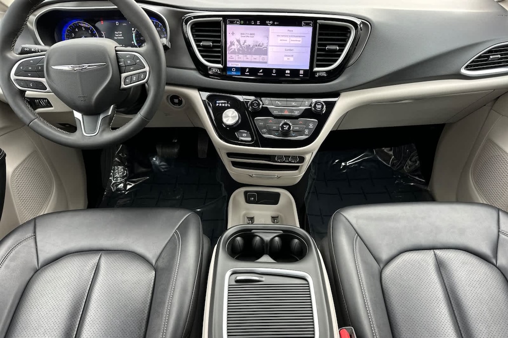 Used 2024 Chrysler Pacifica Touring L Van Passenger Van