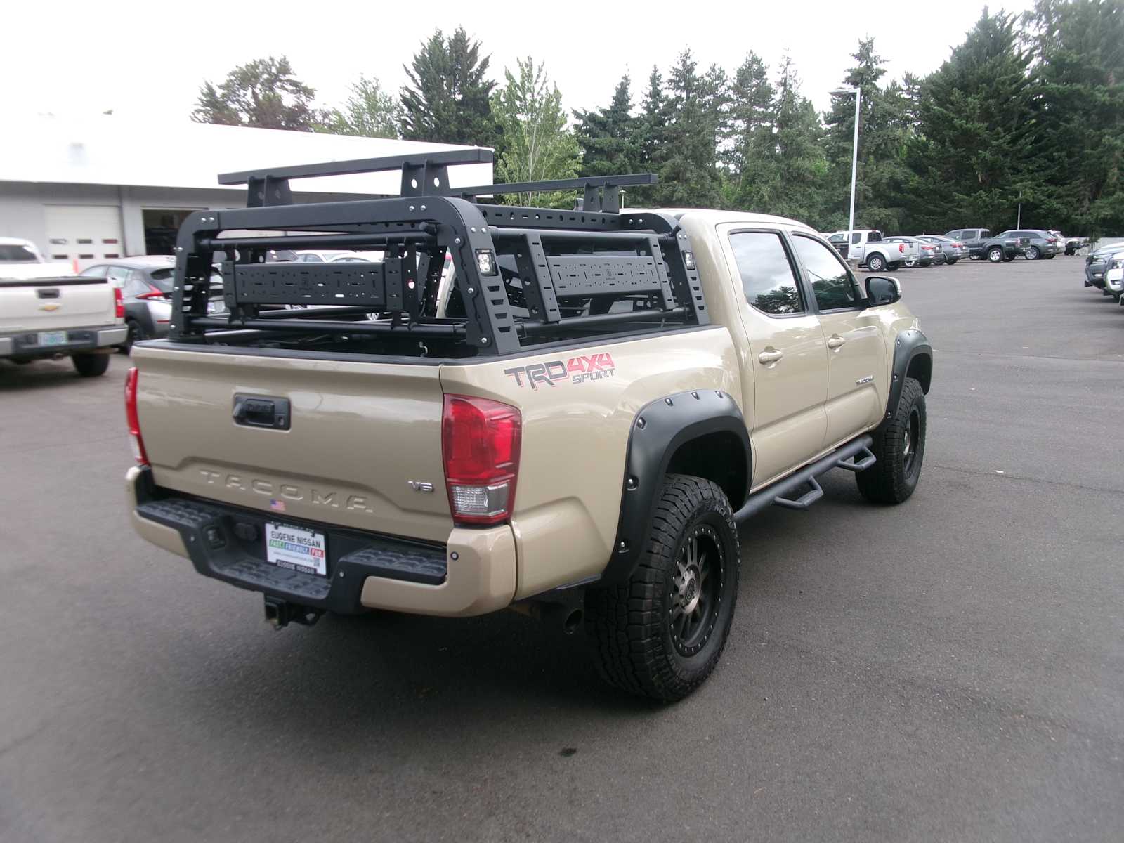 Thumbnail: 2017 Toyota Tacoma - 5