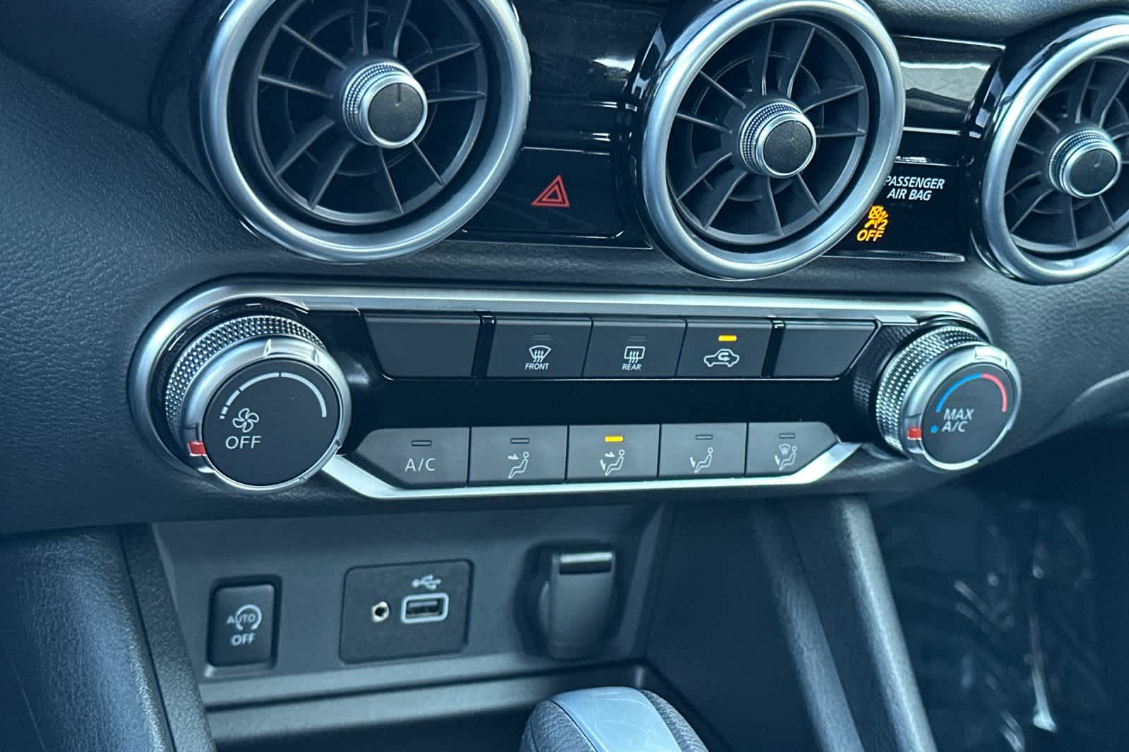 Thumbnail: 2025 Nissan Sentra - 19