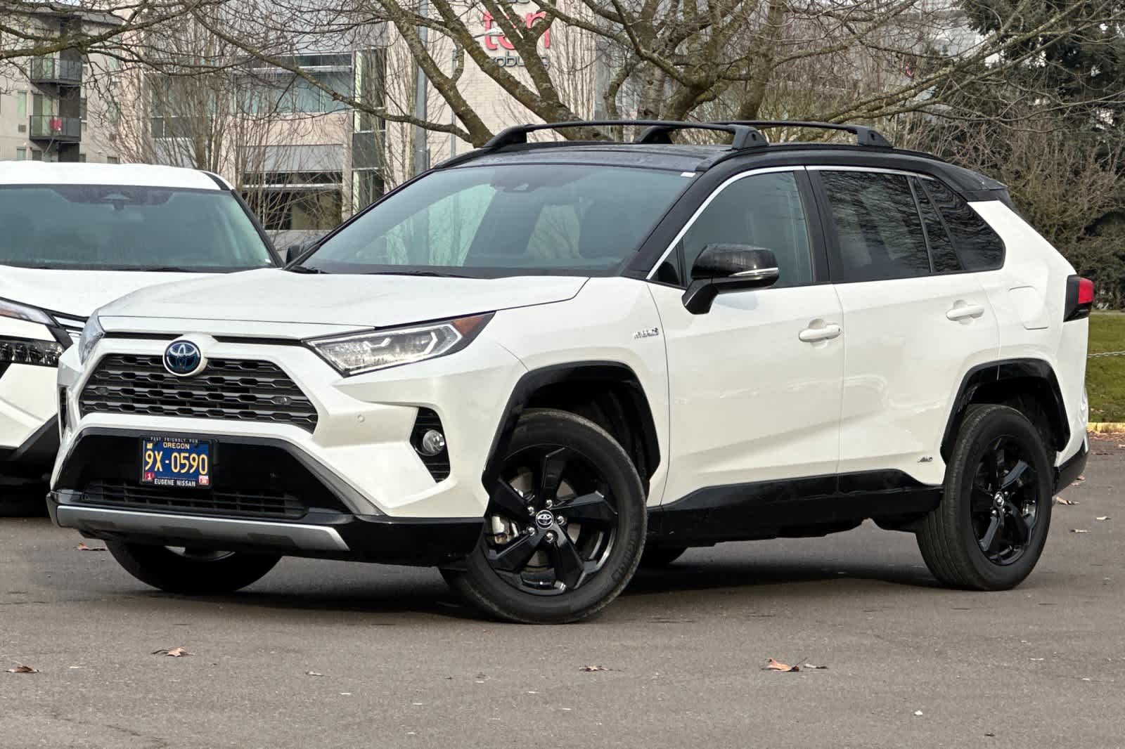 Thumbnail: 2020 Toyota RAV4 - 1