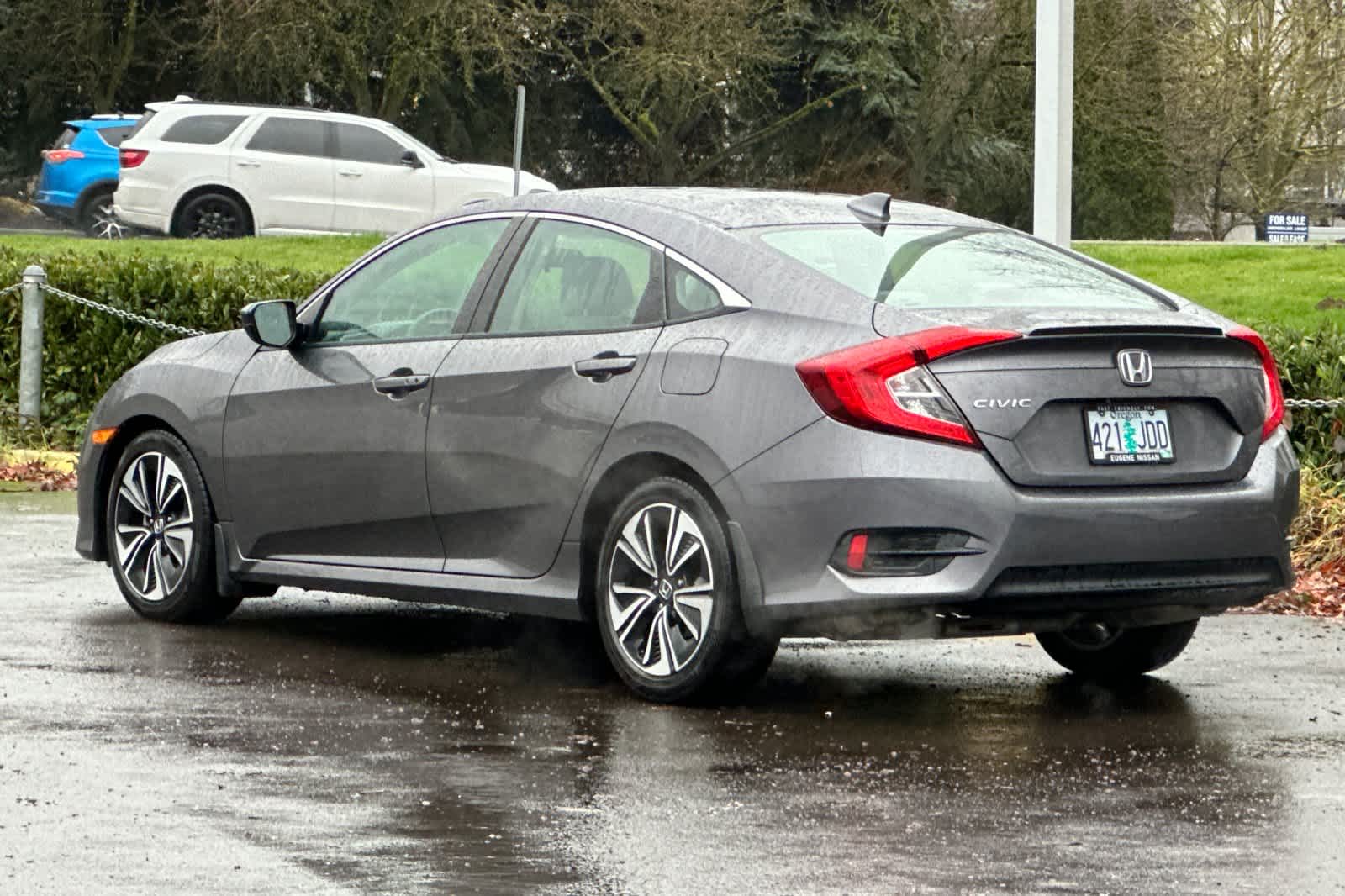 Thumbnail: 2016 Honda Civic - 6