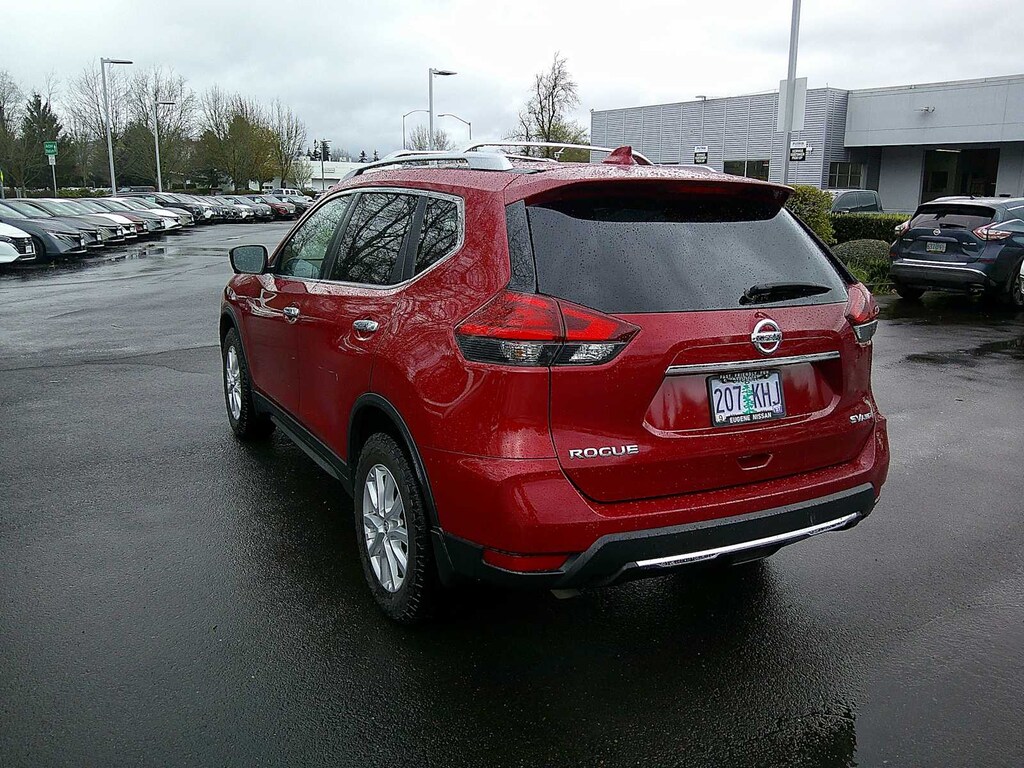 Used 2017 Nissan Rogue SV SUV