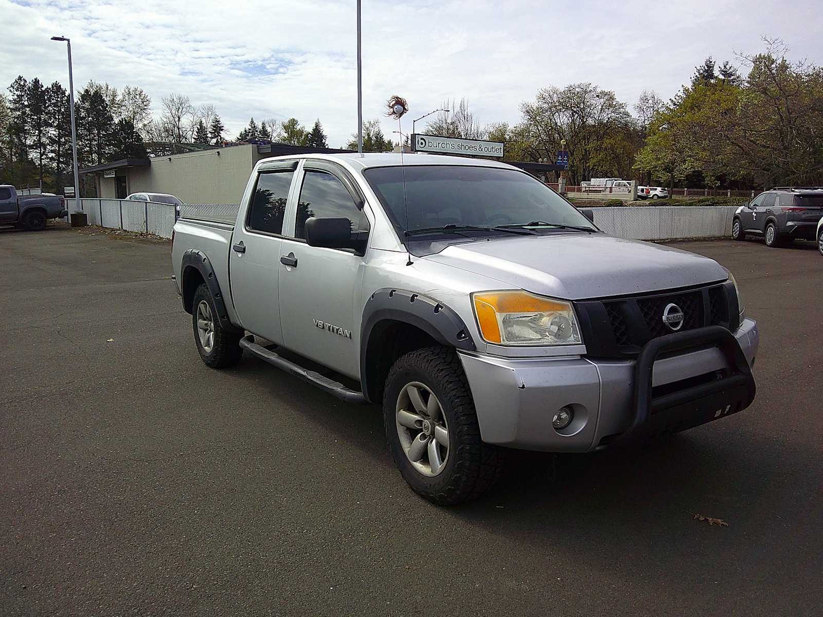 Thumbnail: 2014 Nissan Titan - 7