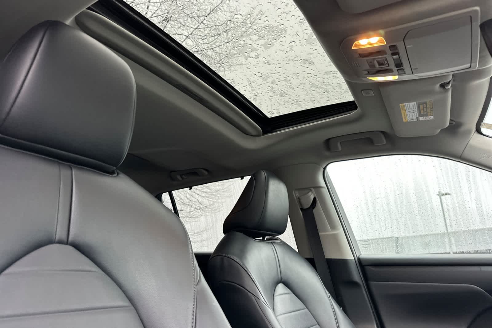 Thumbnail: 2023 Toyota Highlander - 18