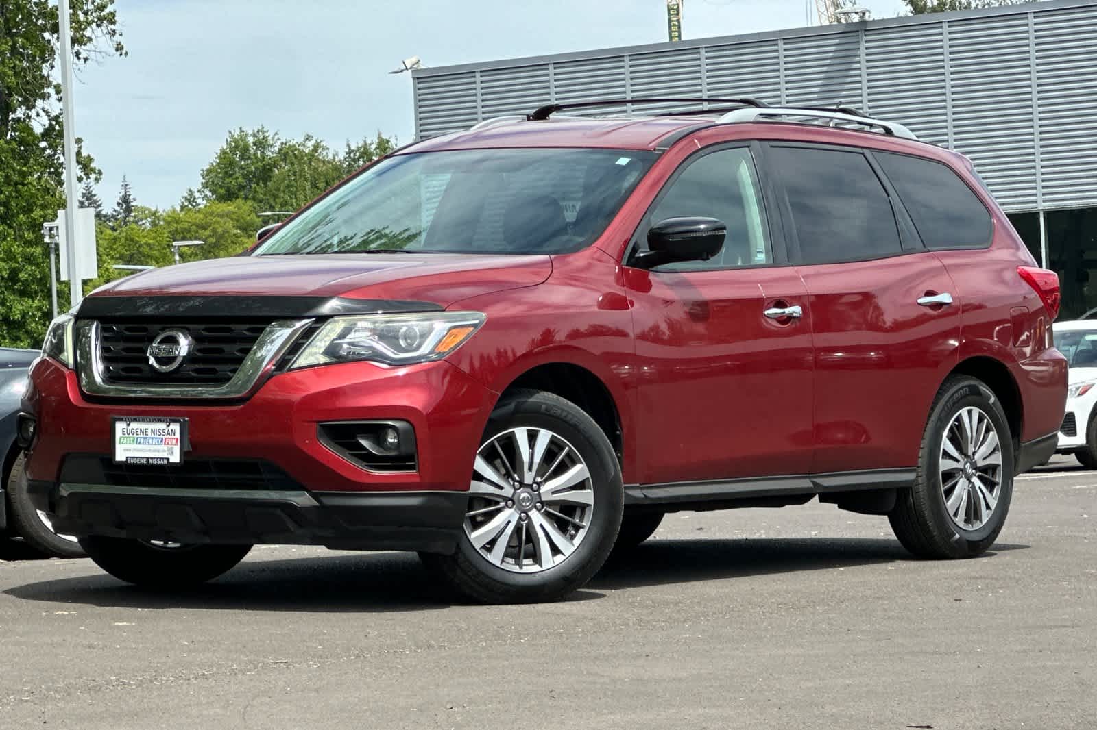 2017 Nissan Pathfinder SL -
                  Eugene, OR