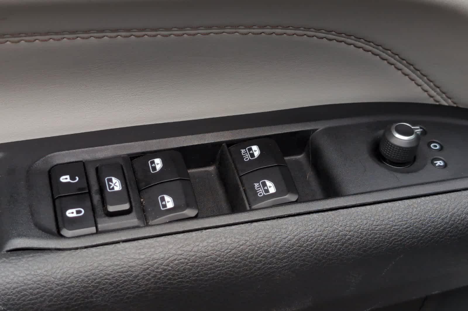 Thumbnail: 2023 Jeep Compass - 13