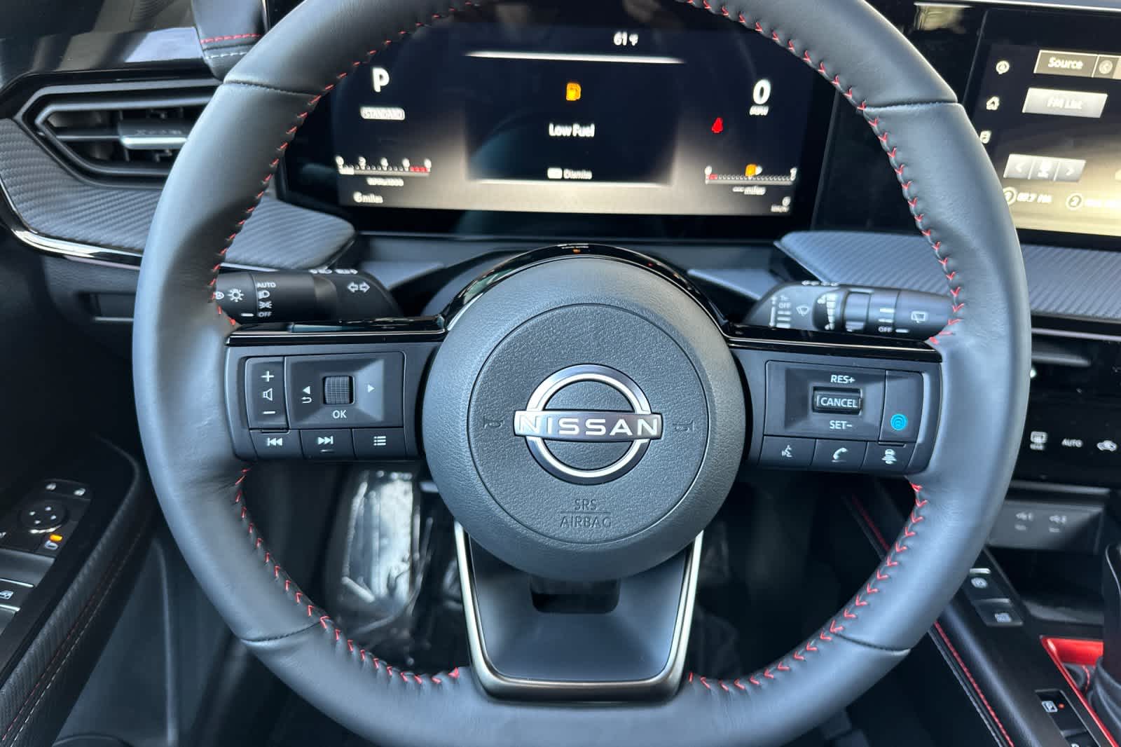 Thumbnail: 2025 Nissan Kicks - 23