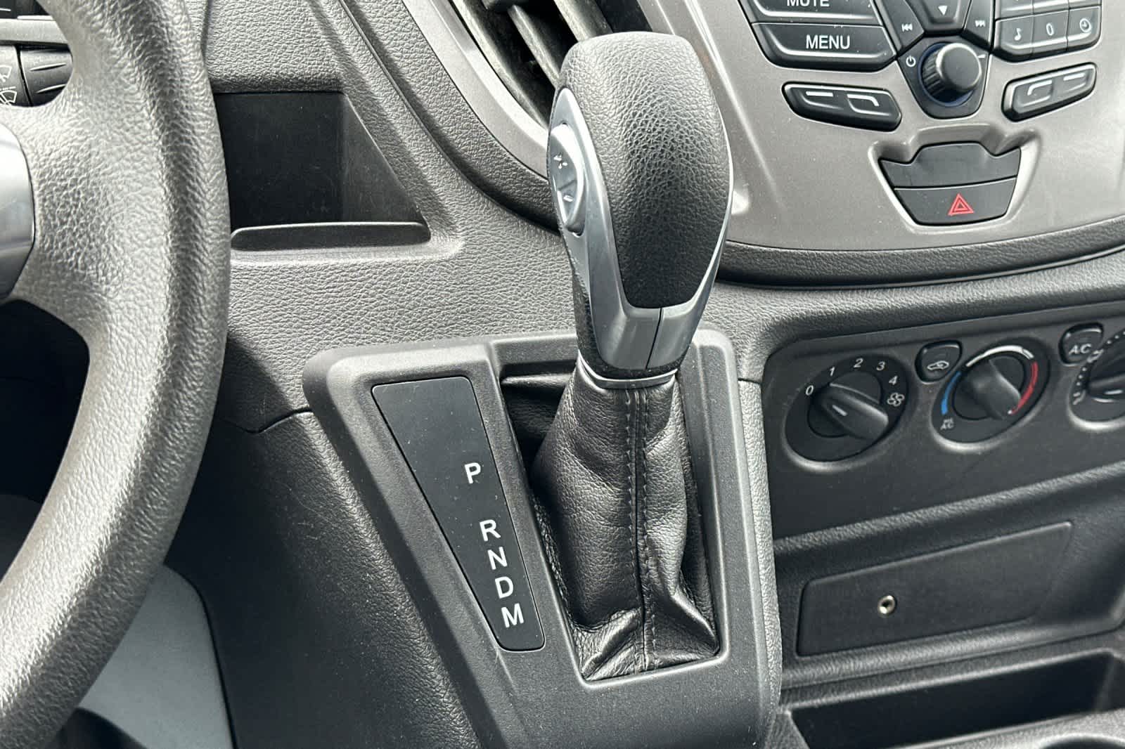 Thumbnail: 2017 Ford Transit Series - 22