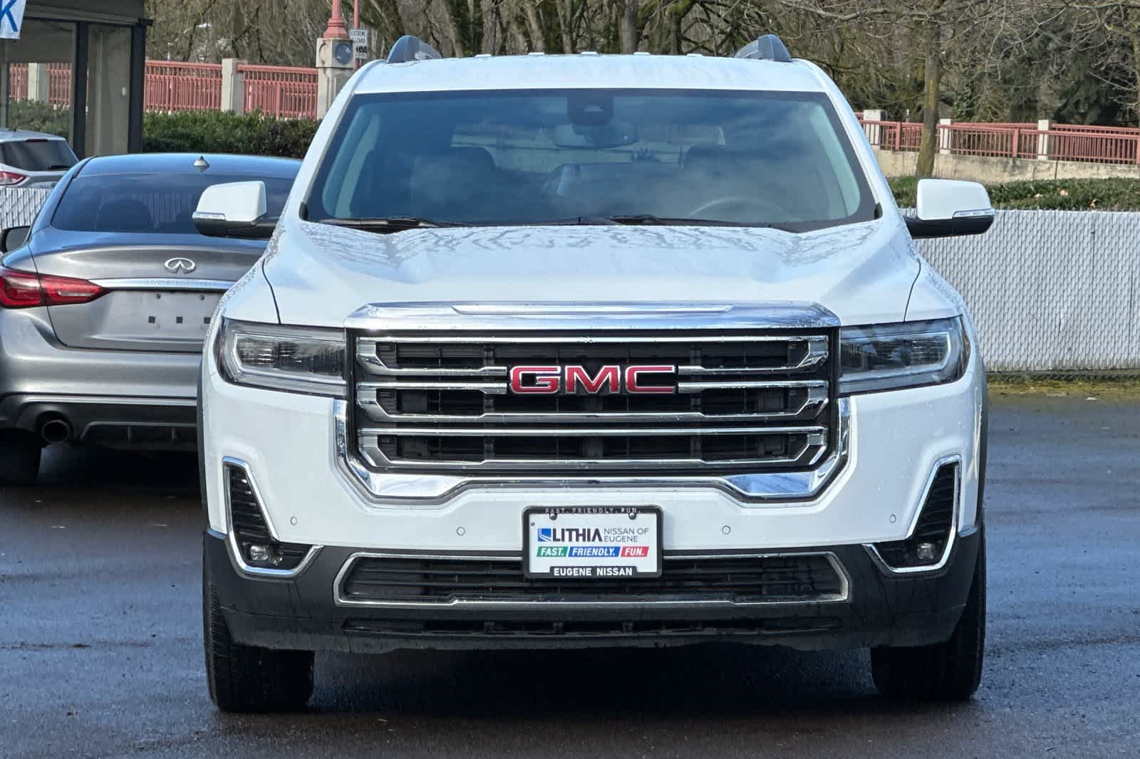 2023 GMC Acadia SLT 10