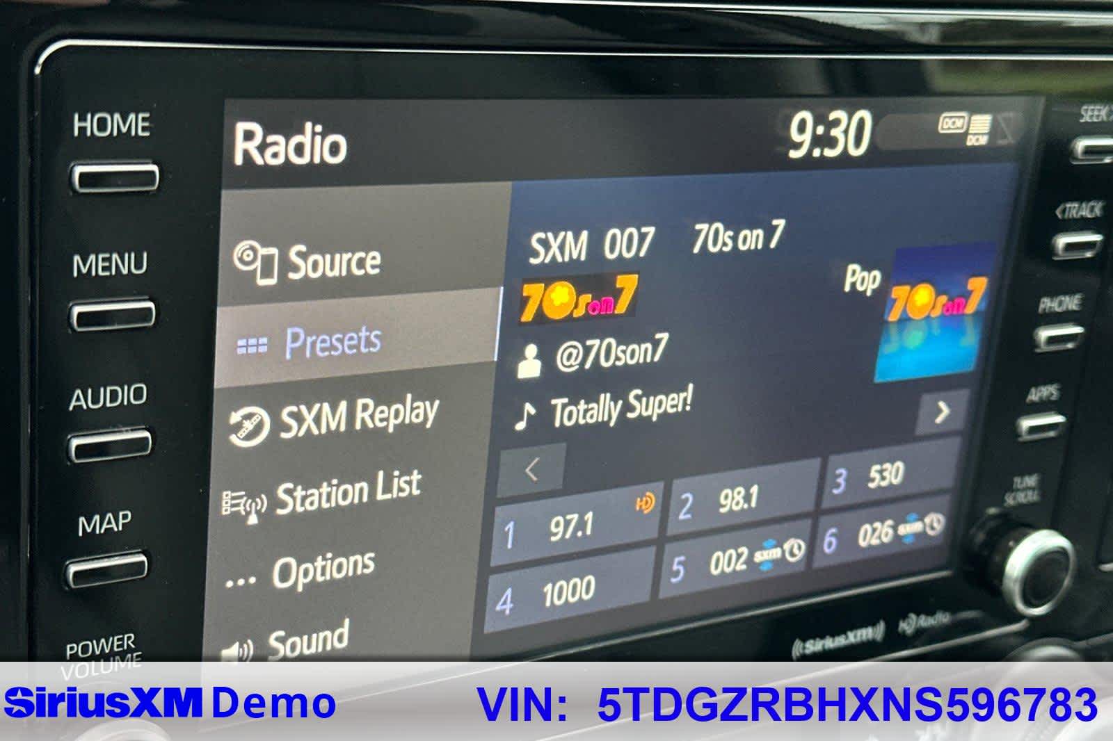 Thumbnail: 2022 Toyota Highlander - 29