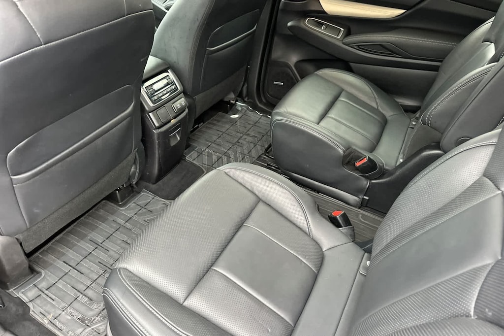 Used 2022 Subaru Ascent Limited 7-Passenger SUV