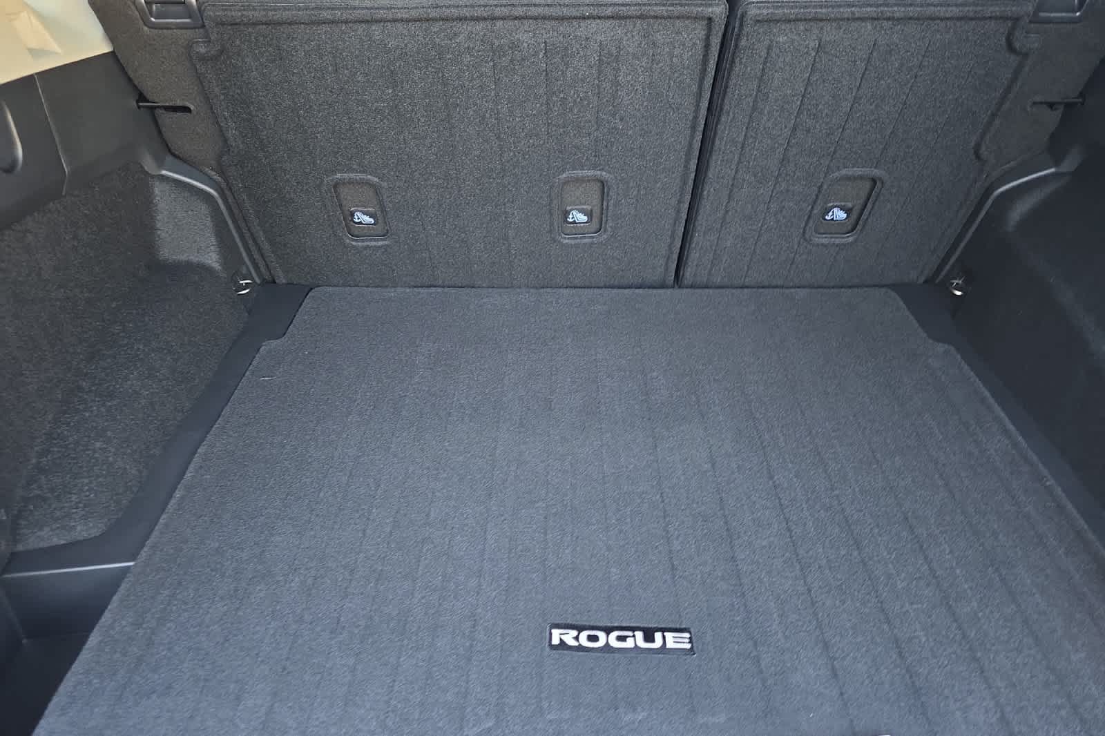 Thumbnail: 2025 Nissan Rogue - 15