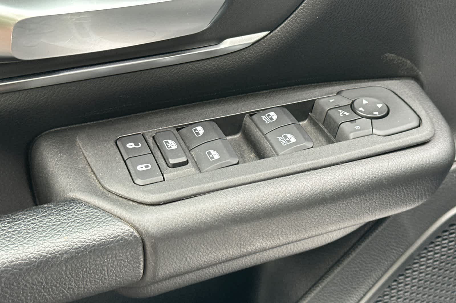 Thumbnail: 2025 RAM 1500 - 13