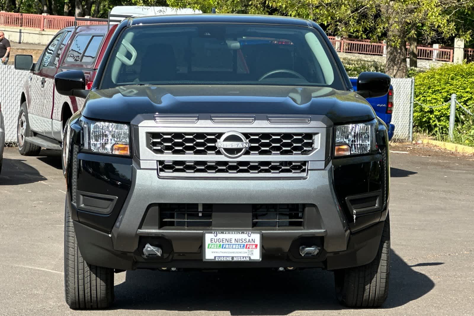 Thumbnail: 2025 Nissan Frontier - 10