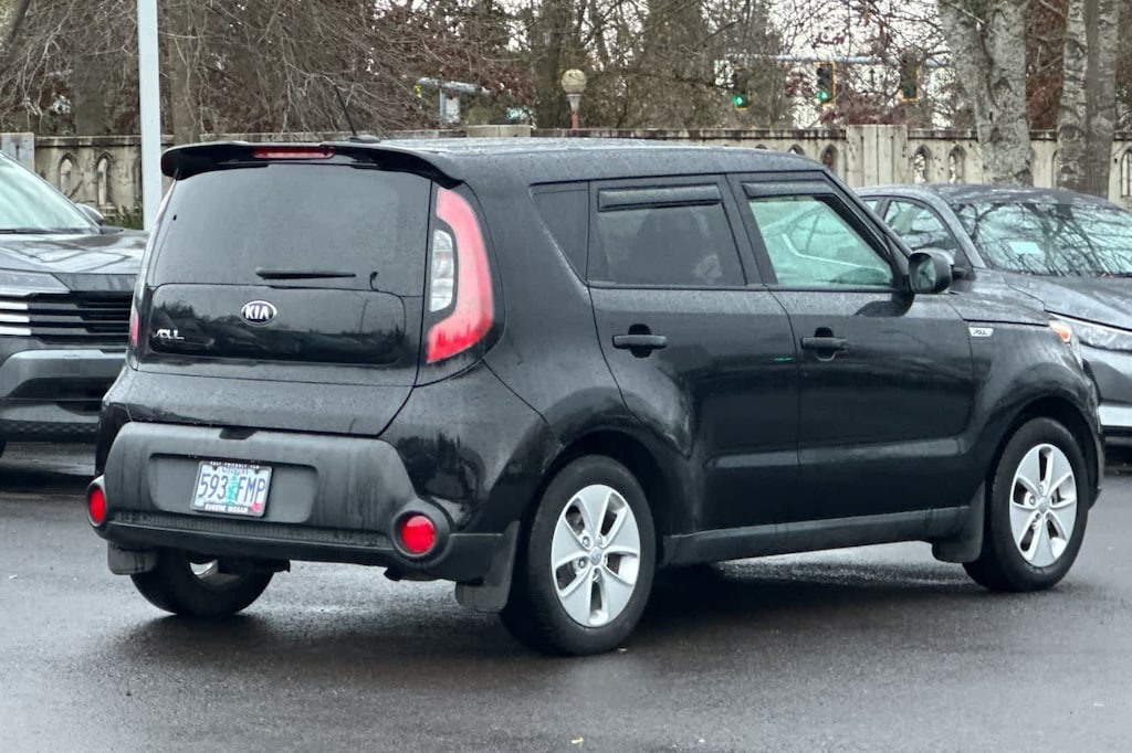 Used 2015 Kia Soul Base FWD Hatchback