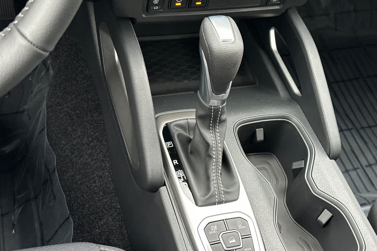 Thumbnail: 2026 Nissan Frontier - 20