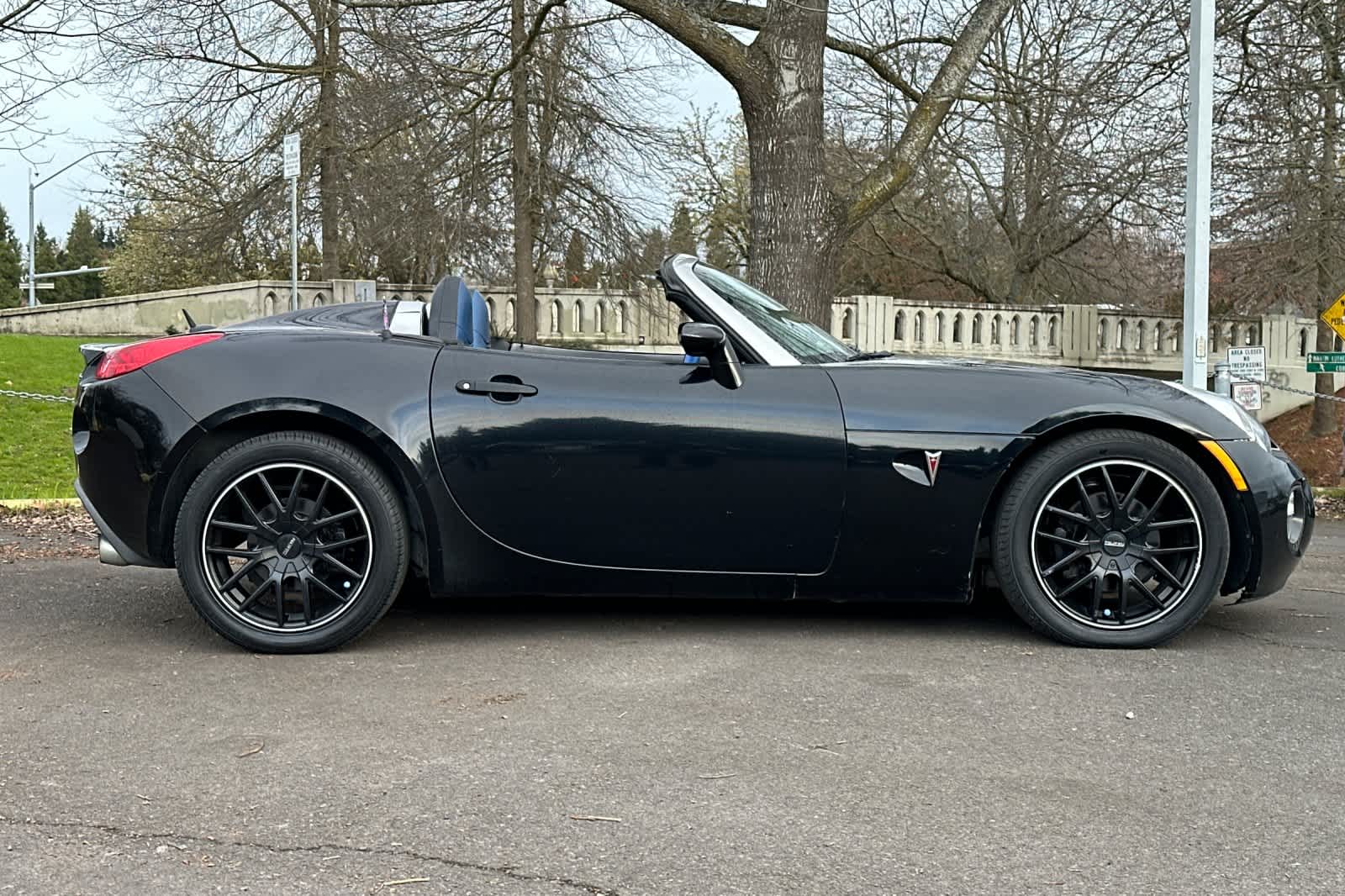 Thumbnail: 2007 Pontiac Solstice - 7