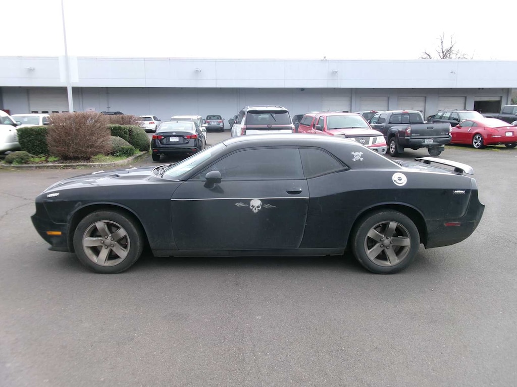 Used 2012 Dodge Challenger SXT Coupe