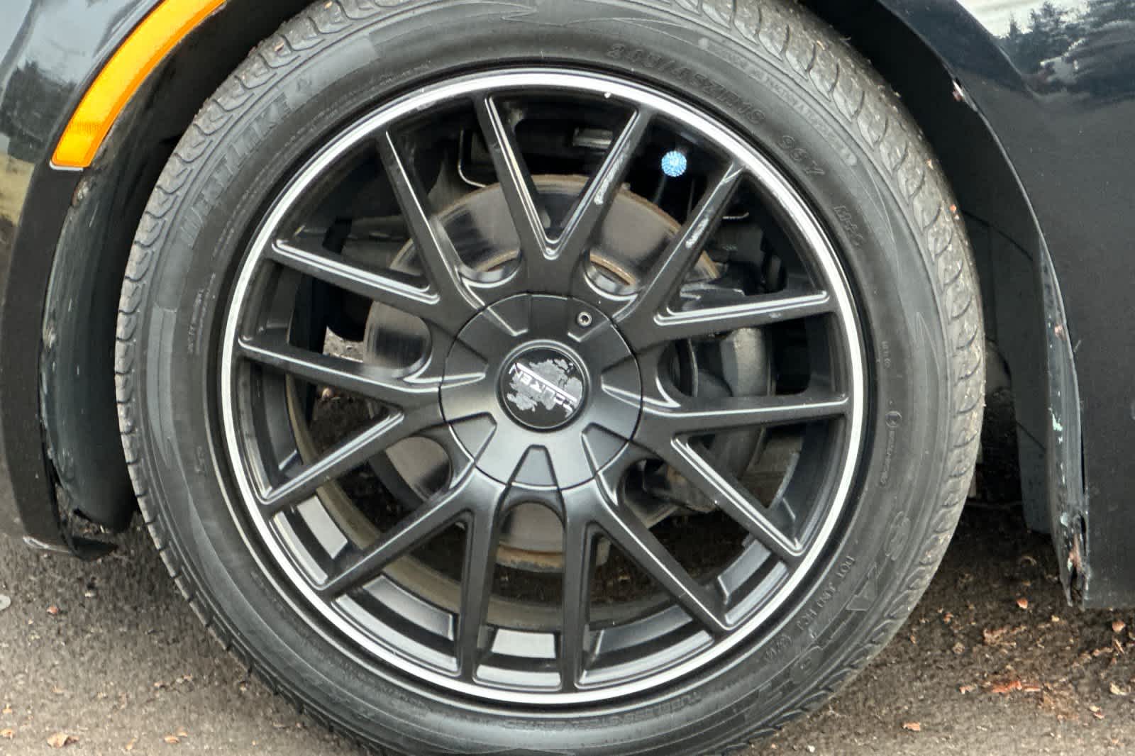 Thumbnail: 2007 Pontiac Solstice - 11