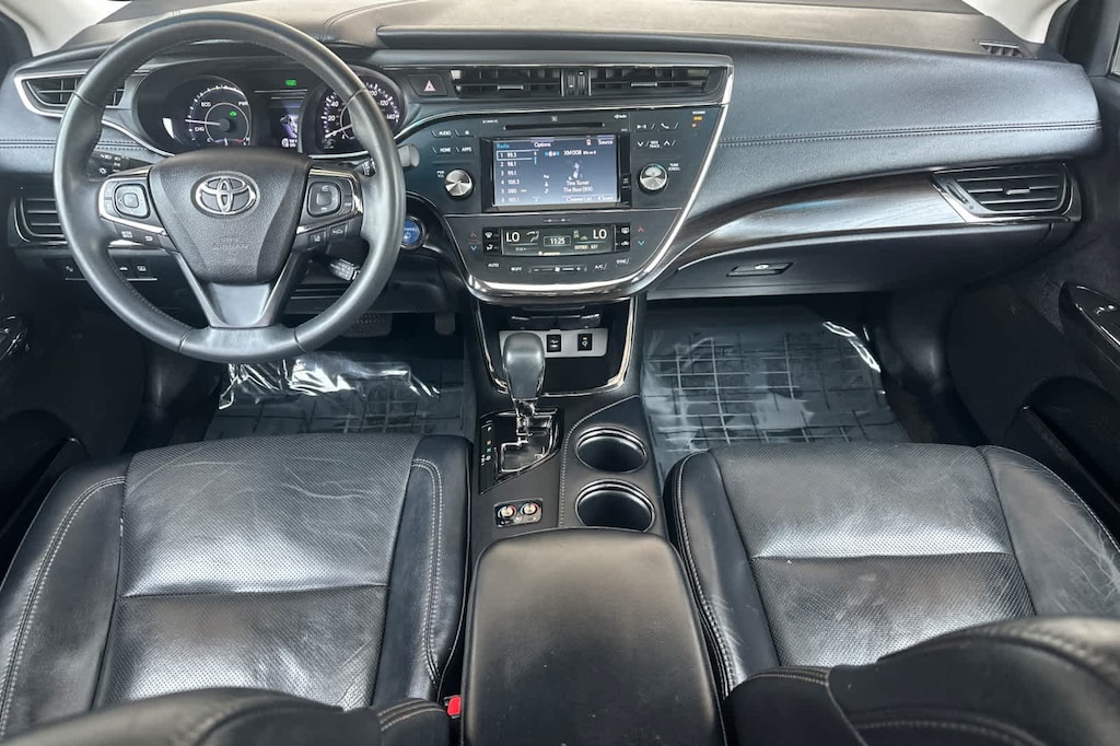 Used 2016 Toyota Avalon Hybrid Limited Sedan