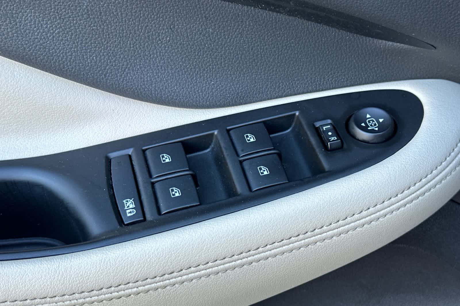 Thumbnail: 2018 Buick Envision - 13