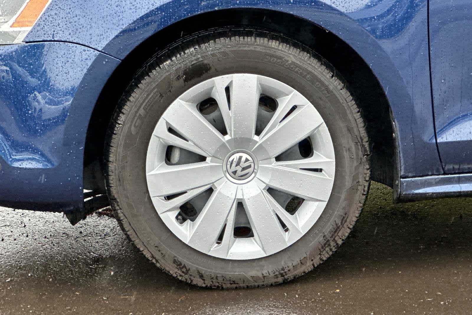 2014 Volkswagen Jetta SE 23