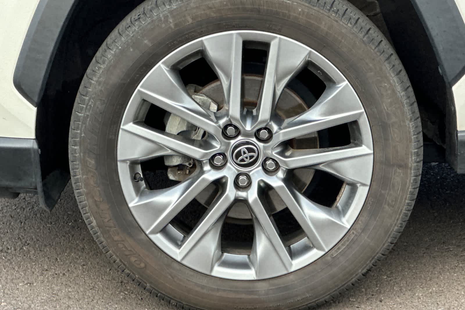 Thumbnail: 2022 Toyota RAV4 - 26