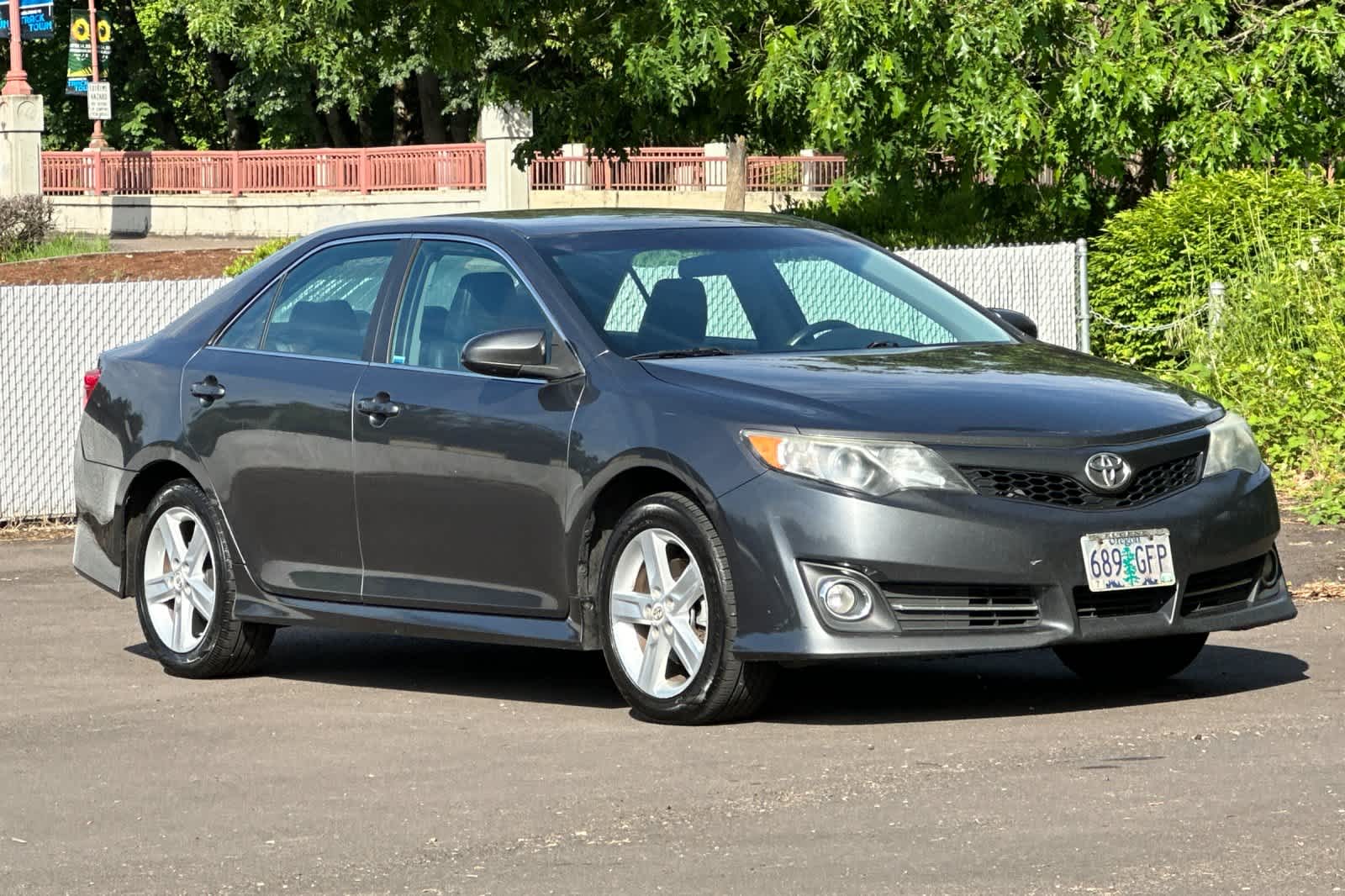 Thumbnail: 2013 Toyota Camry - 9