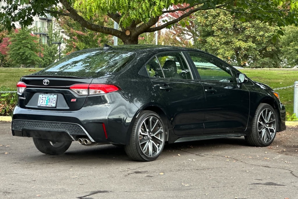 Used 2022 Toyota Corolla SE Sedan