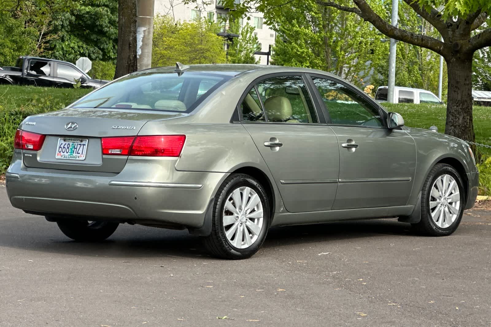 Thumbnail: 2009 Hyundai Sonata - 2