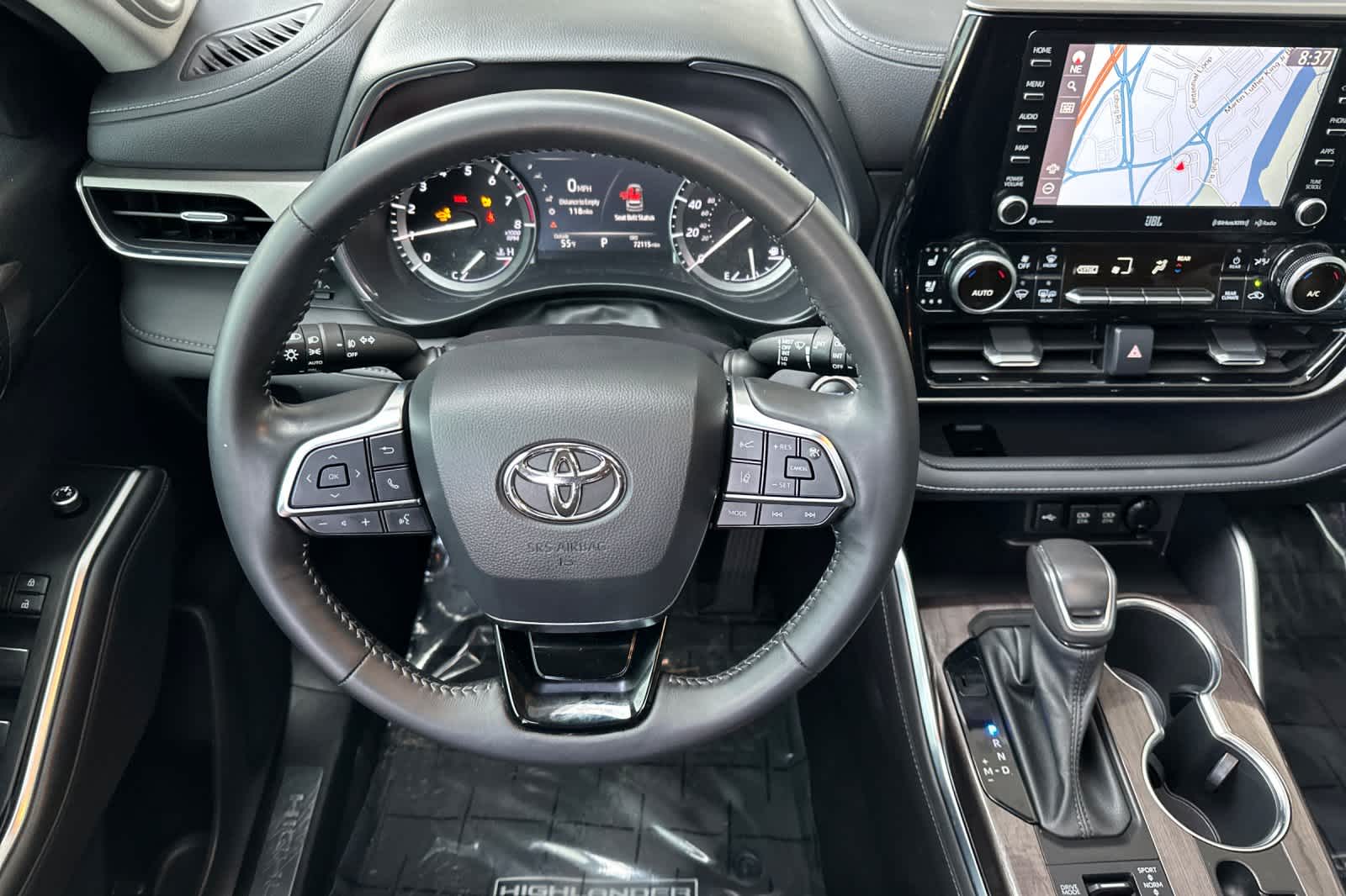 Thumbnail: 2021 Toyota Highlander - 14