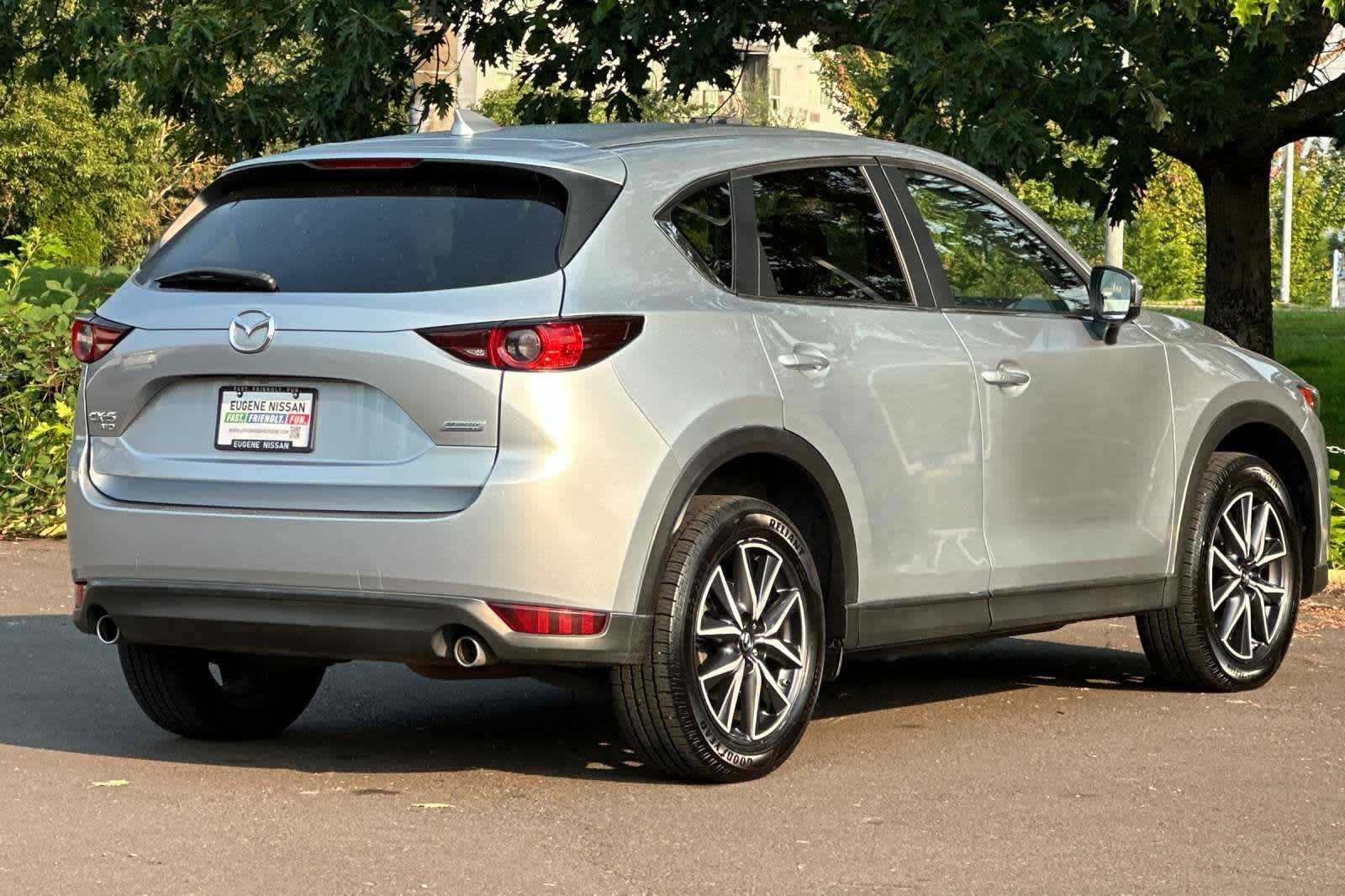 Used 2019 Mazda CX-5 Touring with VIN JM3KFBCM5K0541461 for sale in Eugene, OR