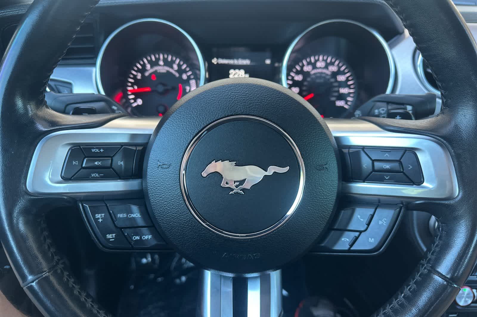 Thumbnail: 2018 Ford Mustang - 20