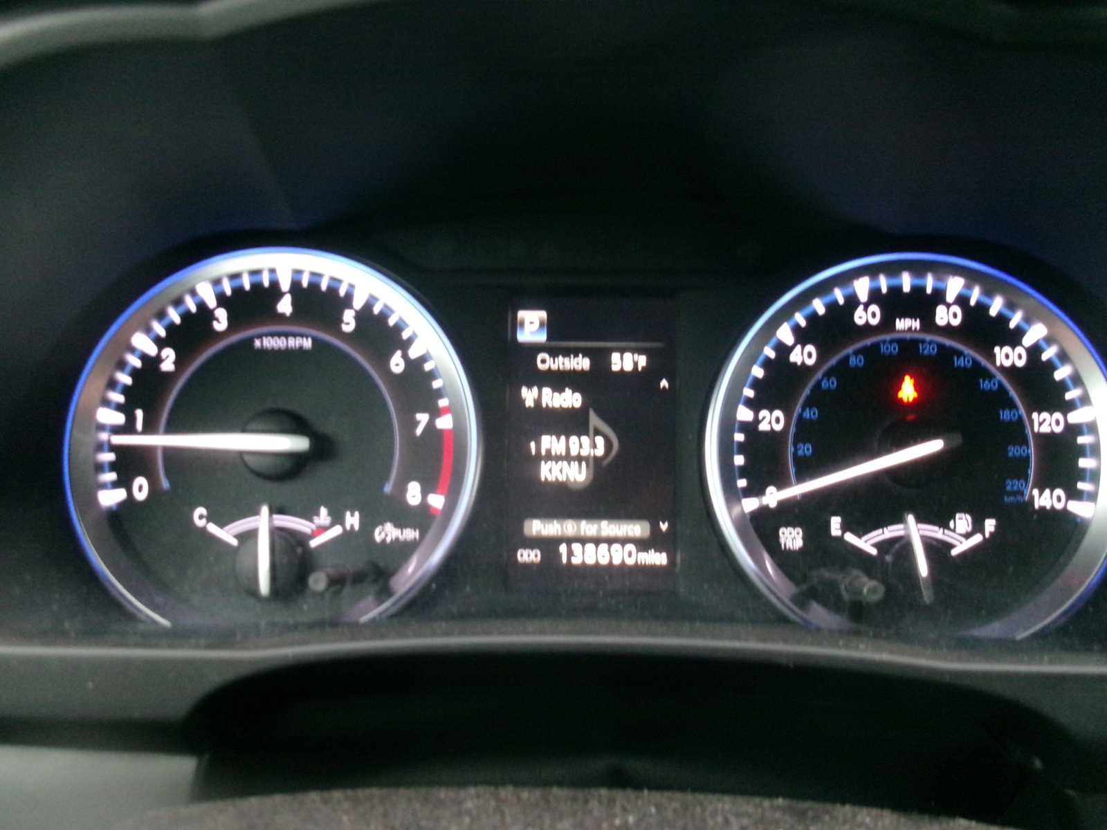 Thumbnail: 2017 Toyota Highlander - 10