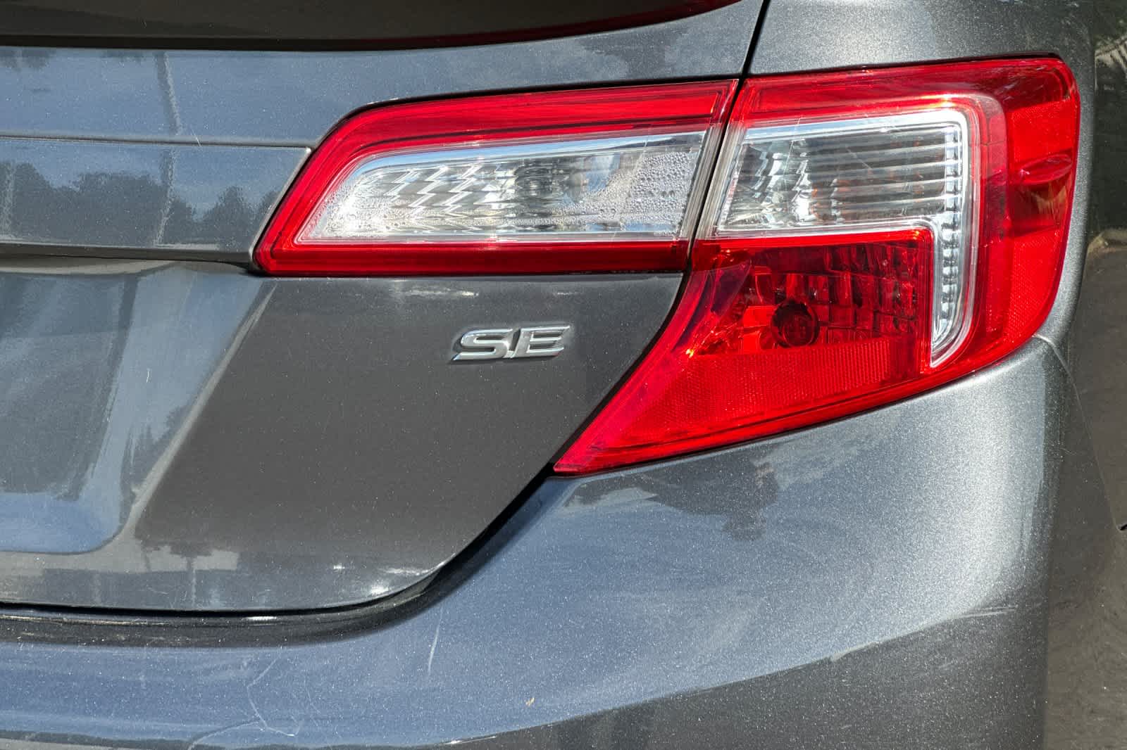 Thumbnail: 2013 Toyota Camry - 24
