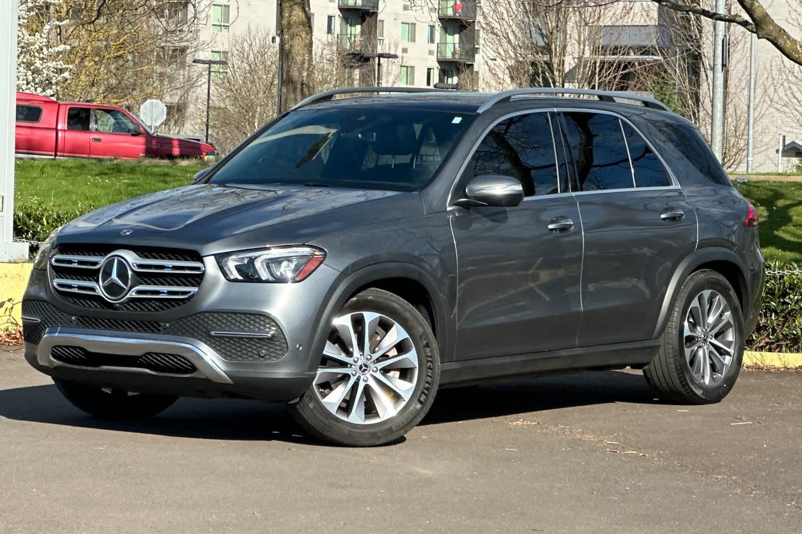 Thumbnail: 2020 Mercedes-Benz GLE - 1