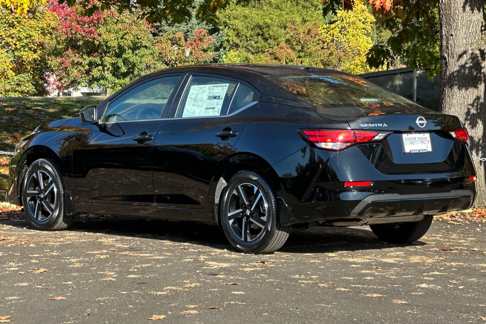 Thumbnail: 2025 Nissan Sentra - 6