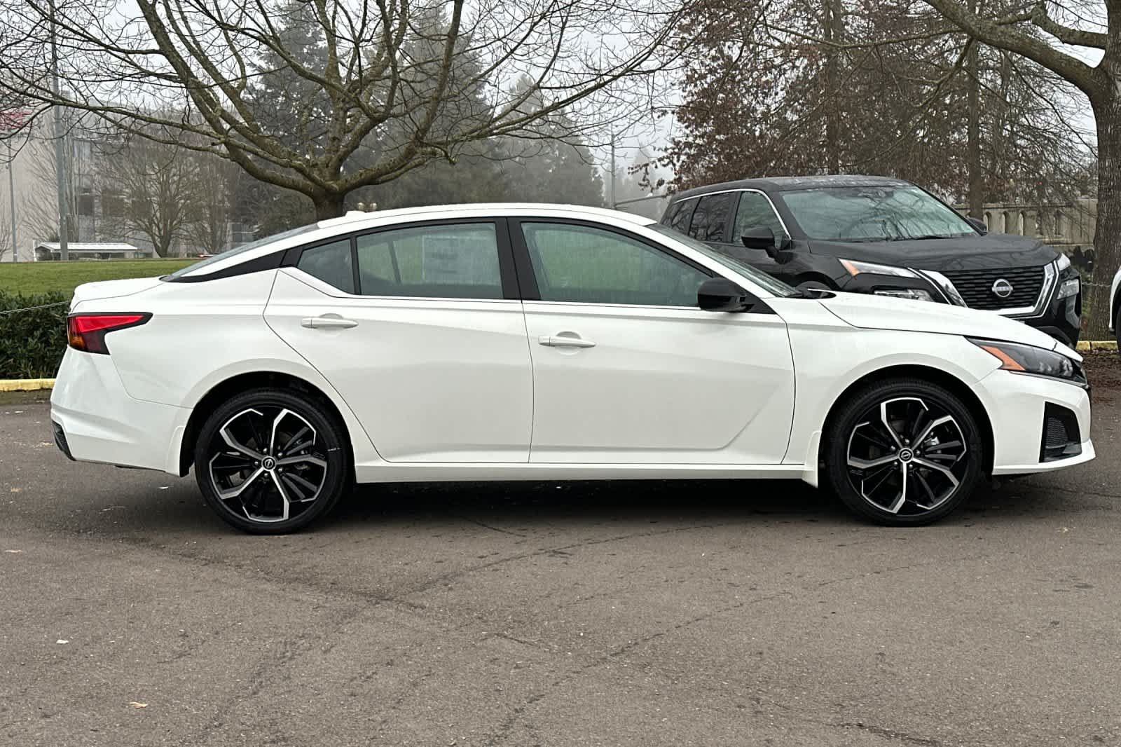 Thumbnail: 2025 Nissan Altima - 8