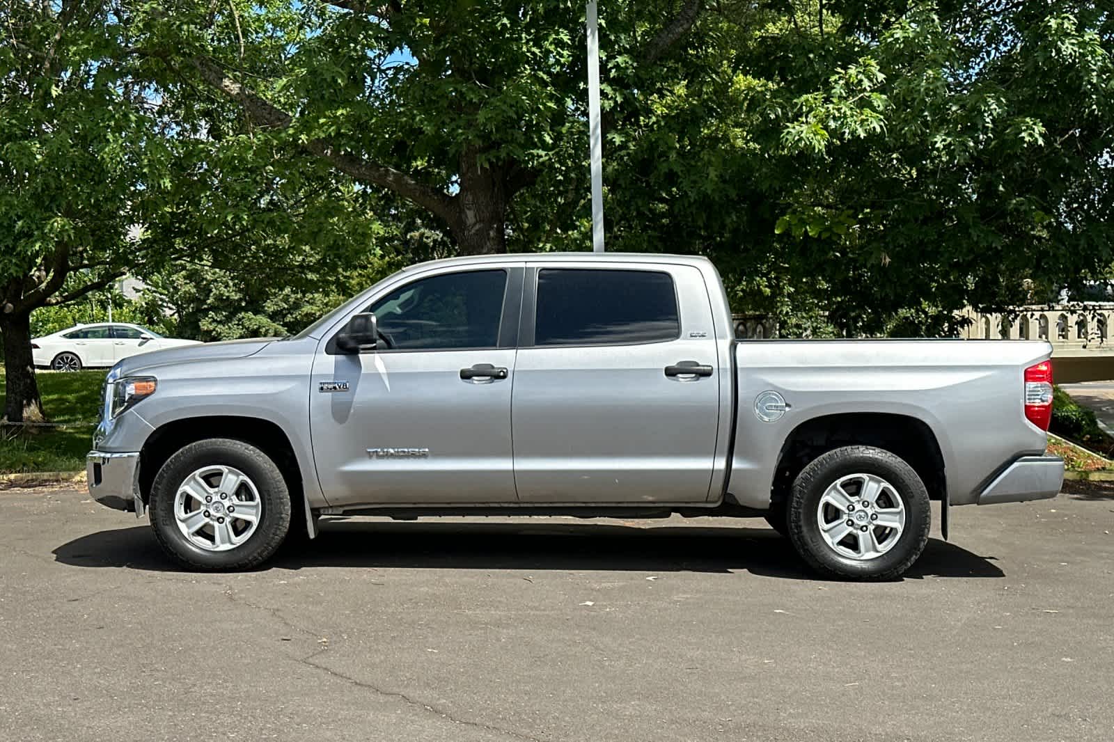 Thumbnail: 2018 Toyota Tundra - 4