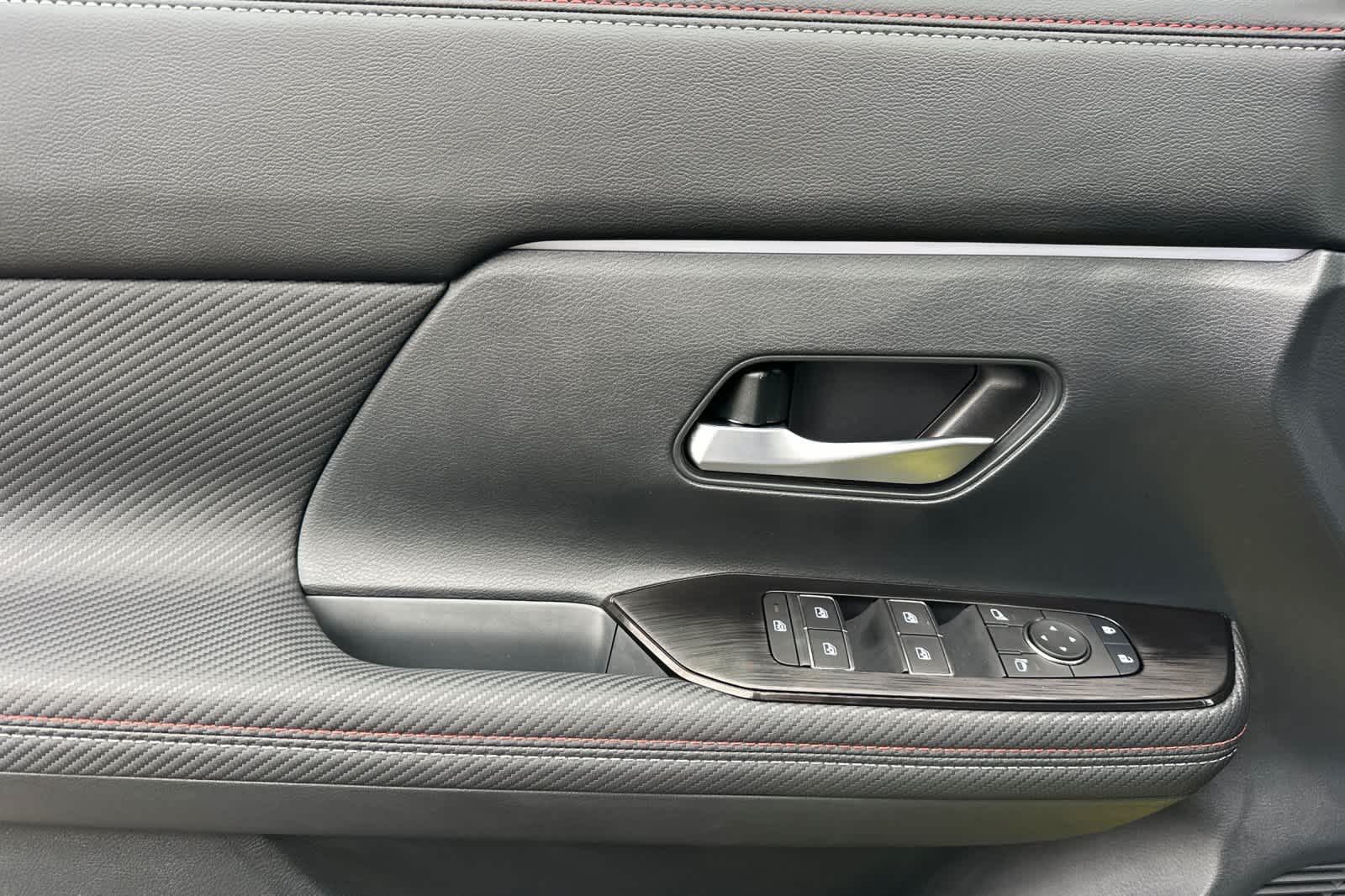 Thumbnail: 2026 Nissan Kicks - 12