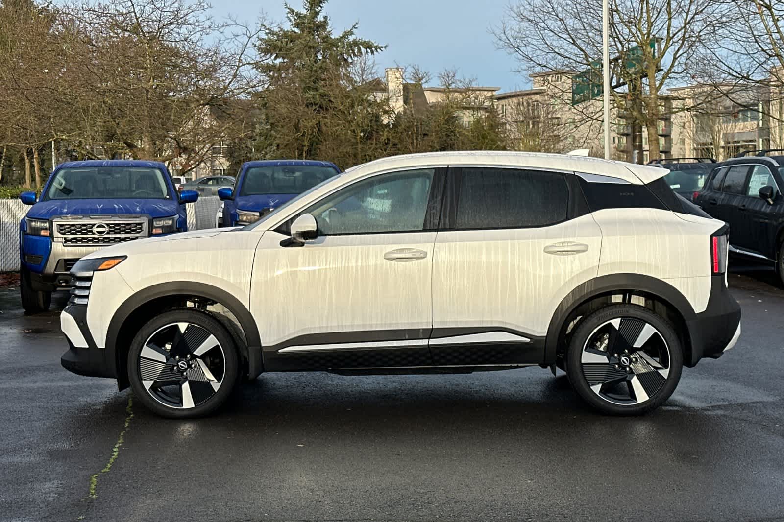 Thumbnail: 2025 Nissan Kicks - 5