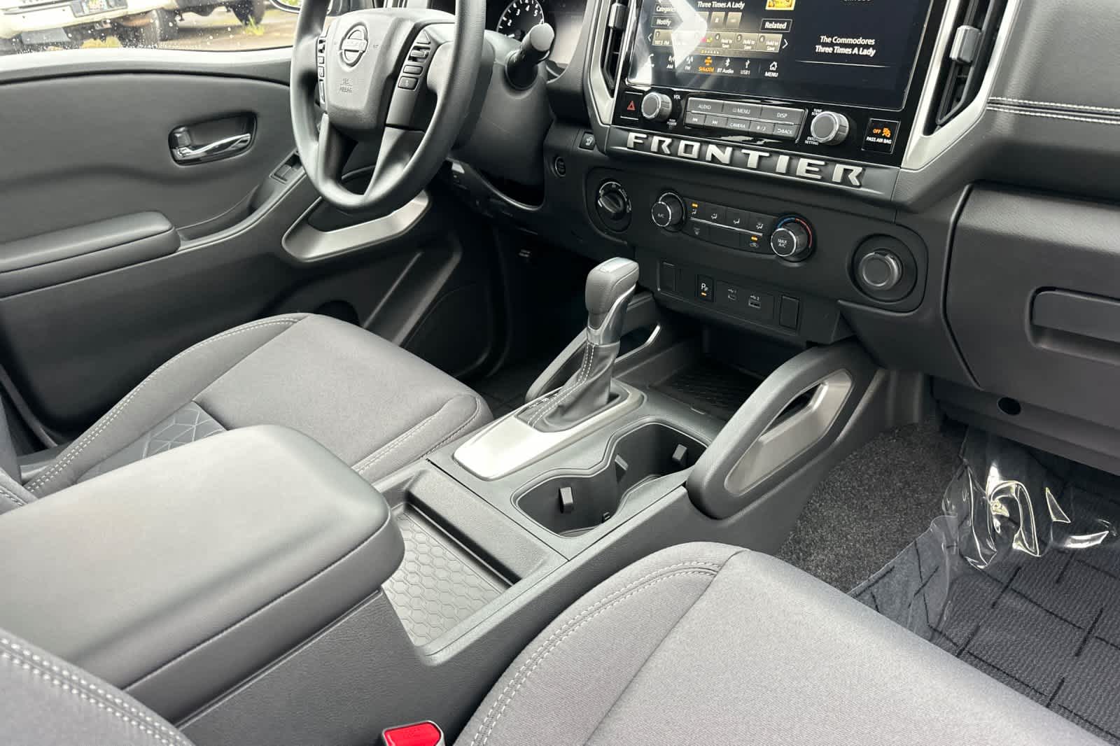 Thumbnail: 2025 Nissan Frontier - 15