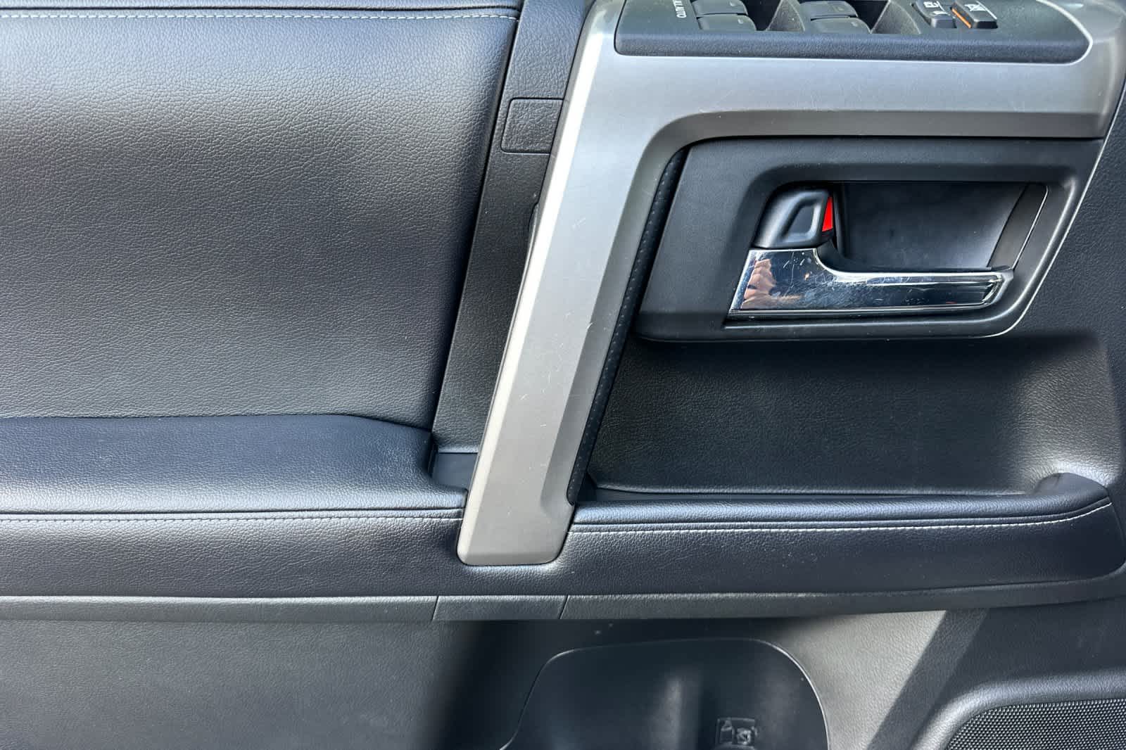 Thumbnail: 2019 Toyota 4Runner - 12